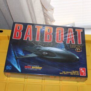 Batman Returns Batboat from AMT Models